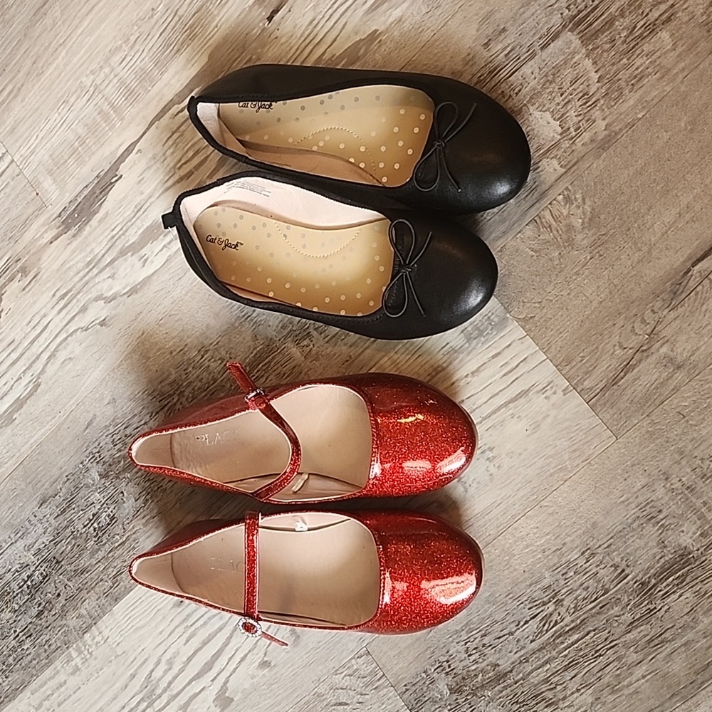 Girls shoes